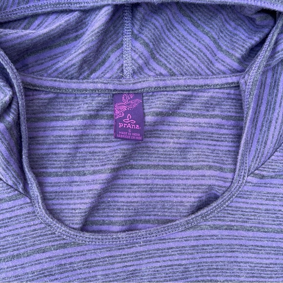 PrAna pullover striped long sleeve hoodie with side cinch thin Sz small preloved - Picture 3 of 4